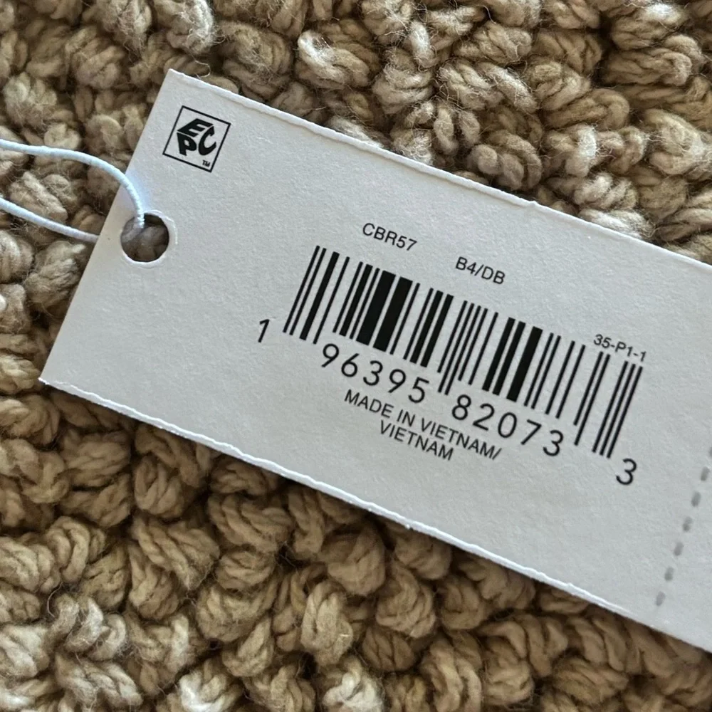 Coach X Large Embossed Leather Hang Tag - Picture 6 of 6